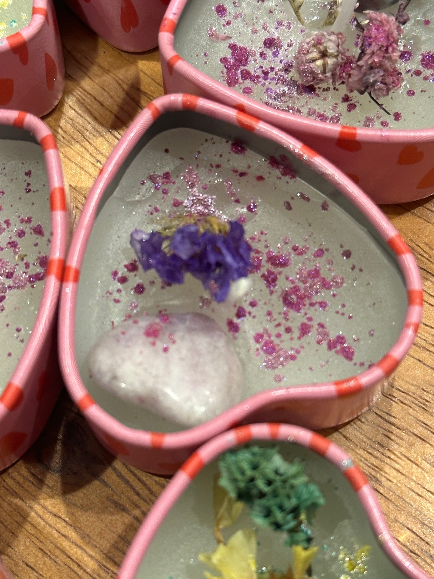 2oz Mini Heart Shape Crystal Candles π