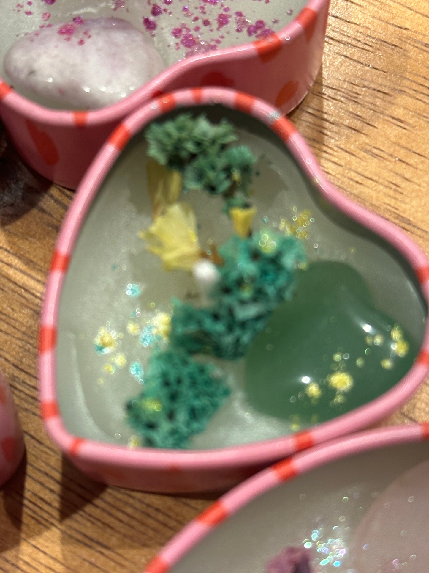 2oz Mini Heart Shape Crystal Candles π